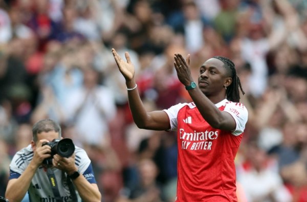 本赛季英超未破门球员射球  榜:埃泽17次居首,库尼亚15次第二