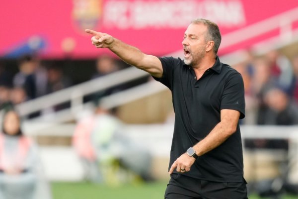 世体：亚马尔全力投入巴萨练习   莱万和奥尔莫已经加入合练