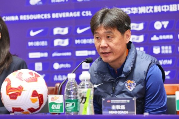 赛前声音 李霄鹏：明天这场赛事  就是拼，赢下最后一个主场作战  赛事