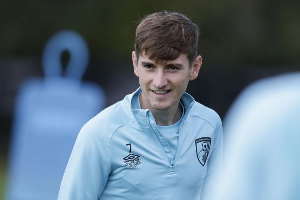 伯恩茅斯中场球员：哈兰德威胁巨大，针对他准备防卫  策略几乎不可能