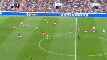热刺1-1扳平曼联！特尔背身单人赛，皮球蹭到德里赫特变线入网