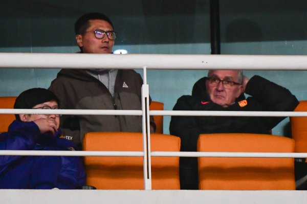 赵鹏：邵佳一挂帅国足是不错的选择，说不一定还有意想不到的结果